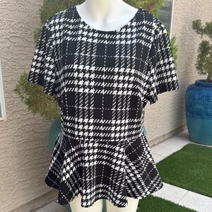 SHEIN Monochrome Checkered Peplum Blouse